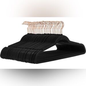 Slim Velvet Non-Slip Clothes Hangers w/ Rose Gold Hooks - Black Pack of 50